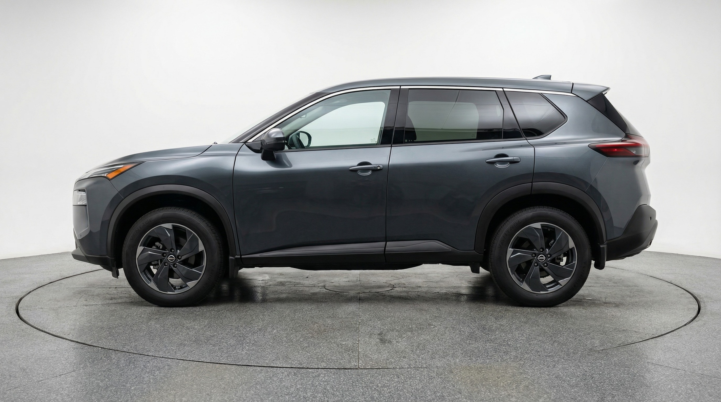 Thumbnail: 2025 Nissan Rogue - 4