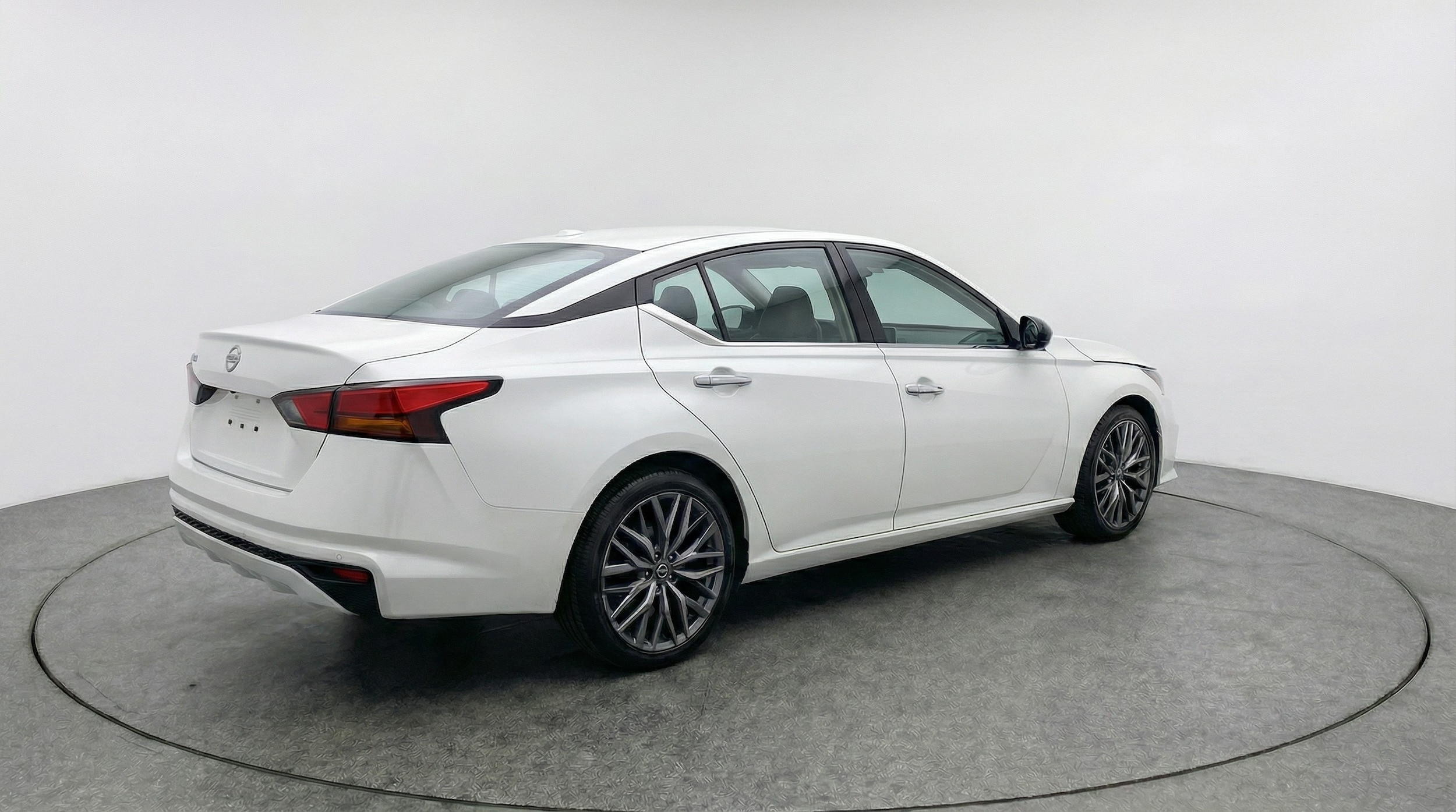 Thumbnail: 2025 Nissan Altima - 7