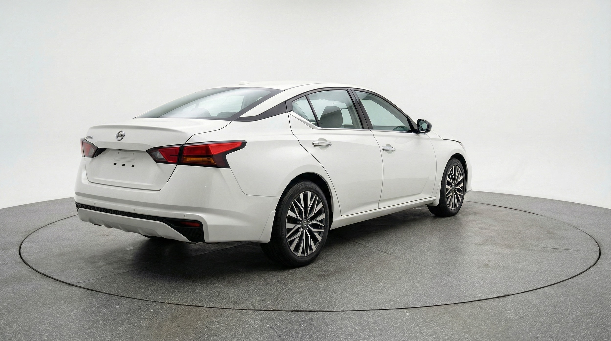 Thumbnail: 2025 Nissan Altima - 7