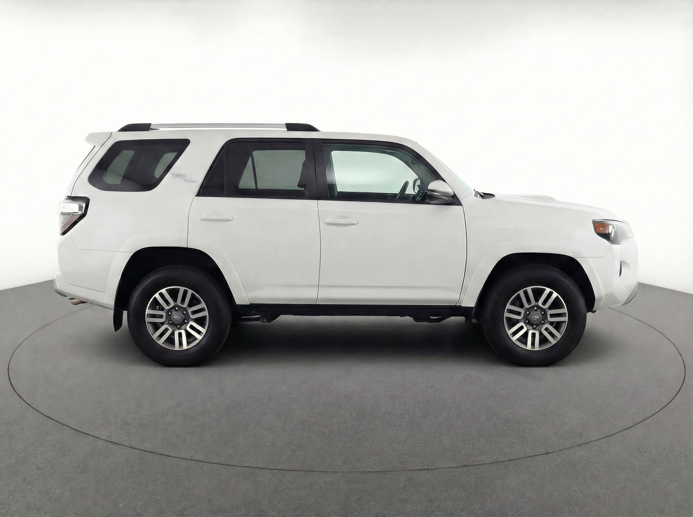 Thumbnail: 2024 Toyota 4Runner - 8