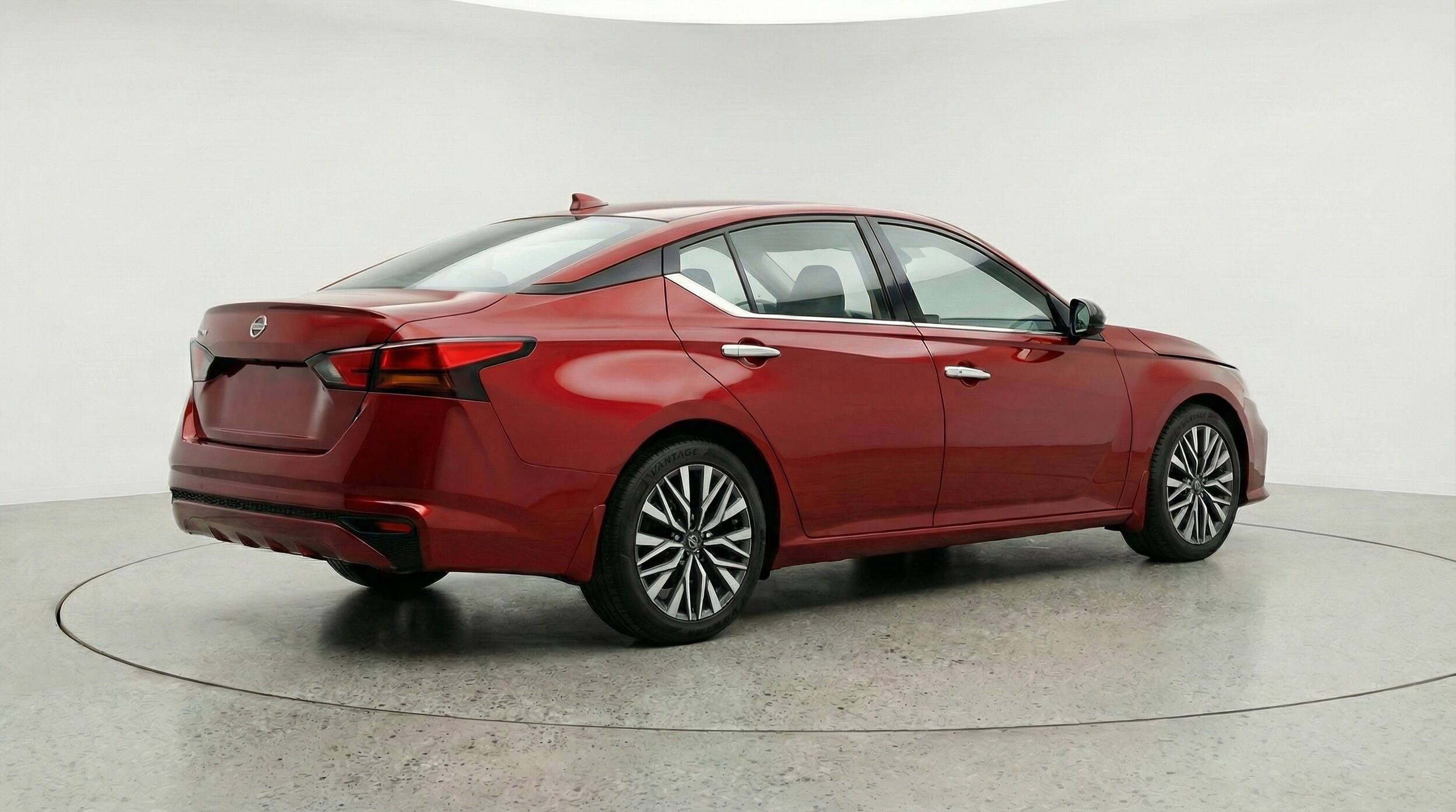 Thumbnail: 2025 Nissan Altima - 7