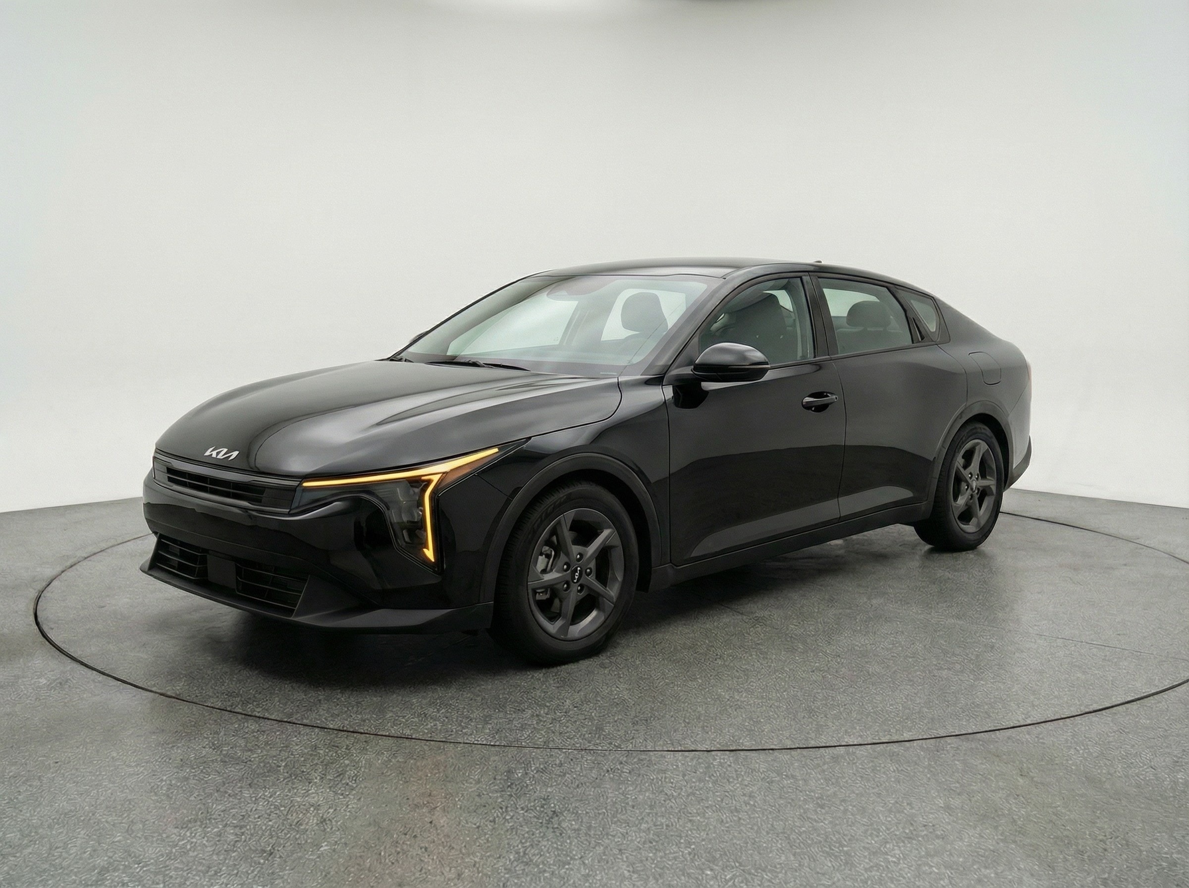 Thumbnail: 2025 Kia K4 - 3