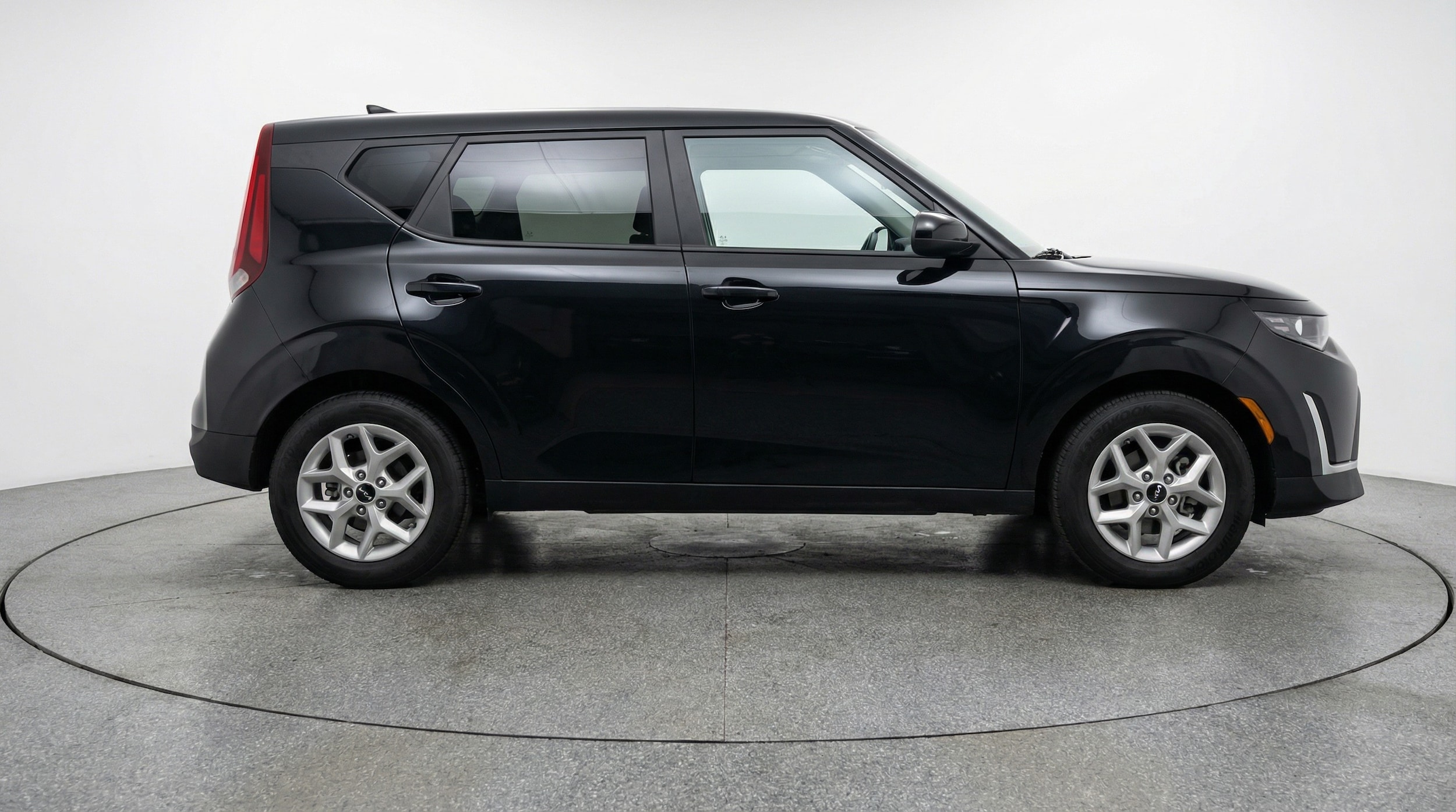 Thumbnail: 2025 Kia Soul - 8