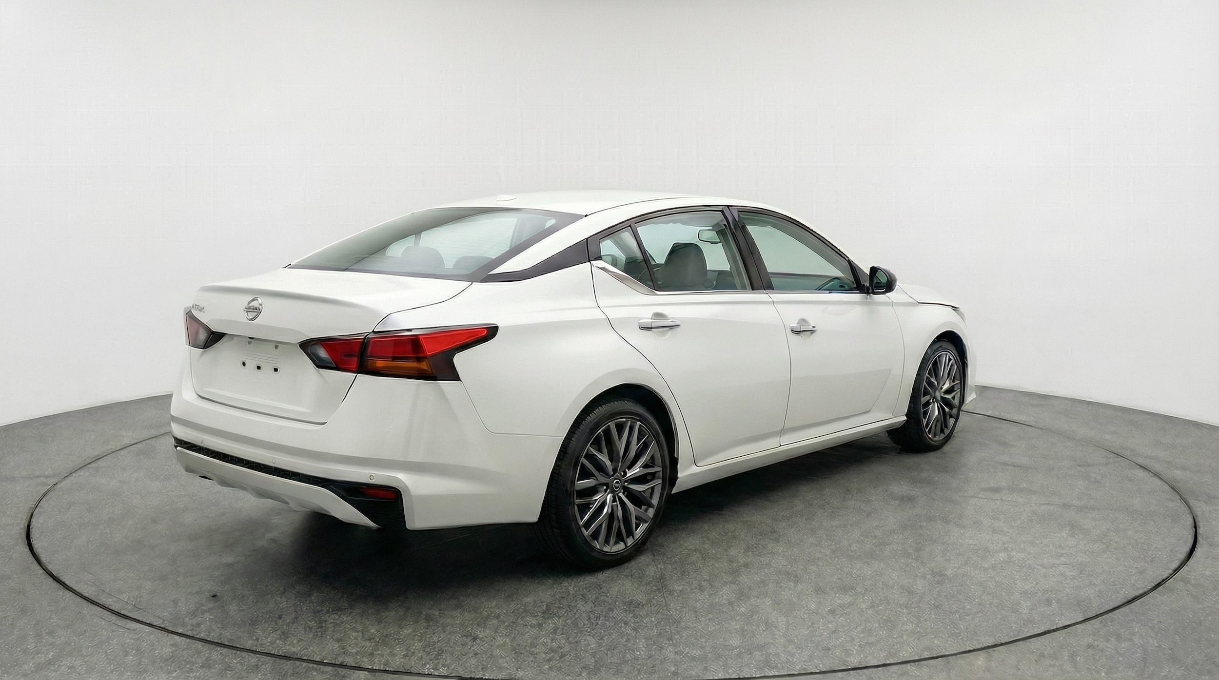 Thumbnail: 2025 Nissan Altima - 7