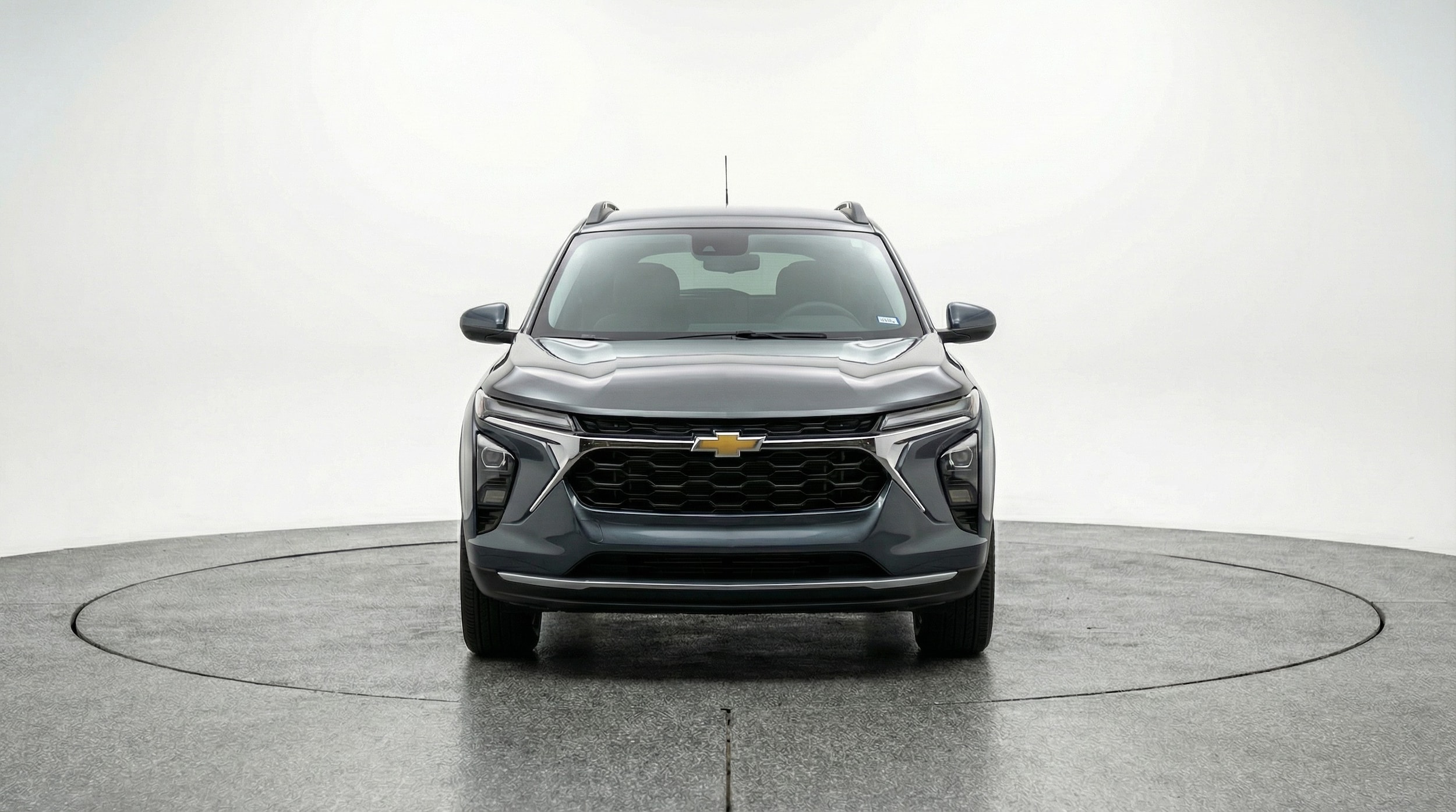 Thumbnail: 2025 Chevrolet Trax - 2