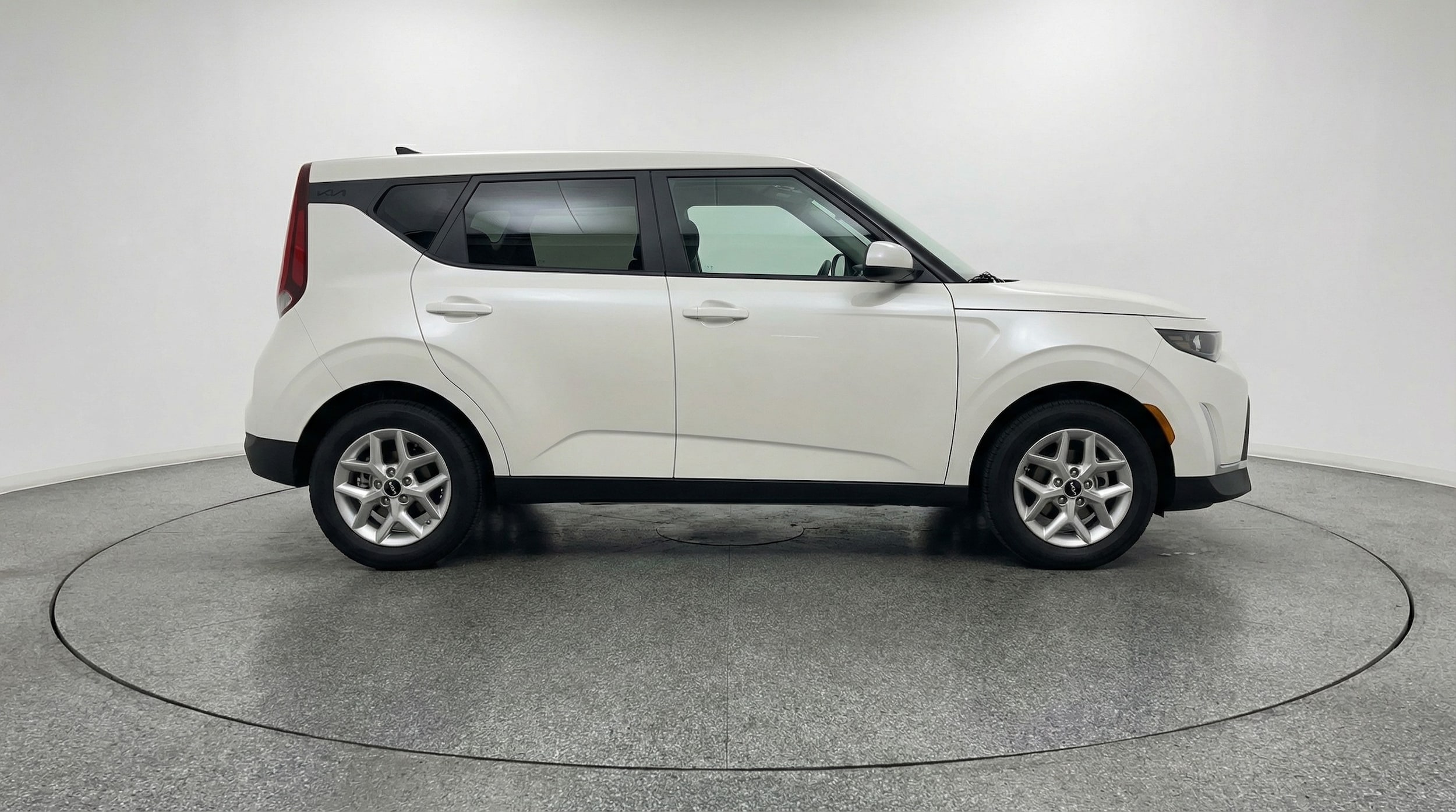 Thumbnail: 2025 Kia Soul - 8