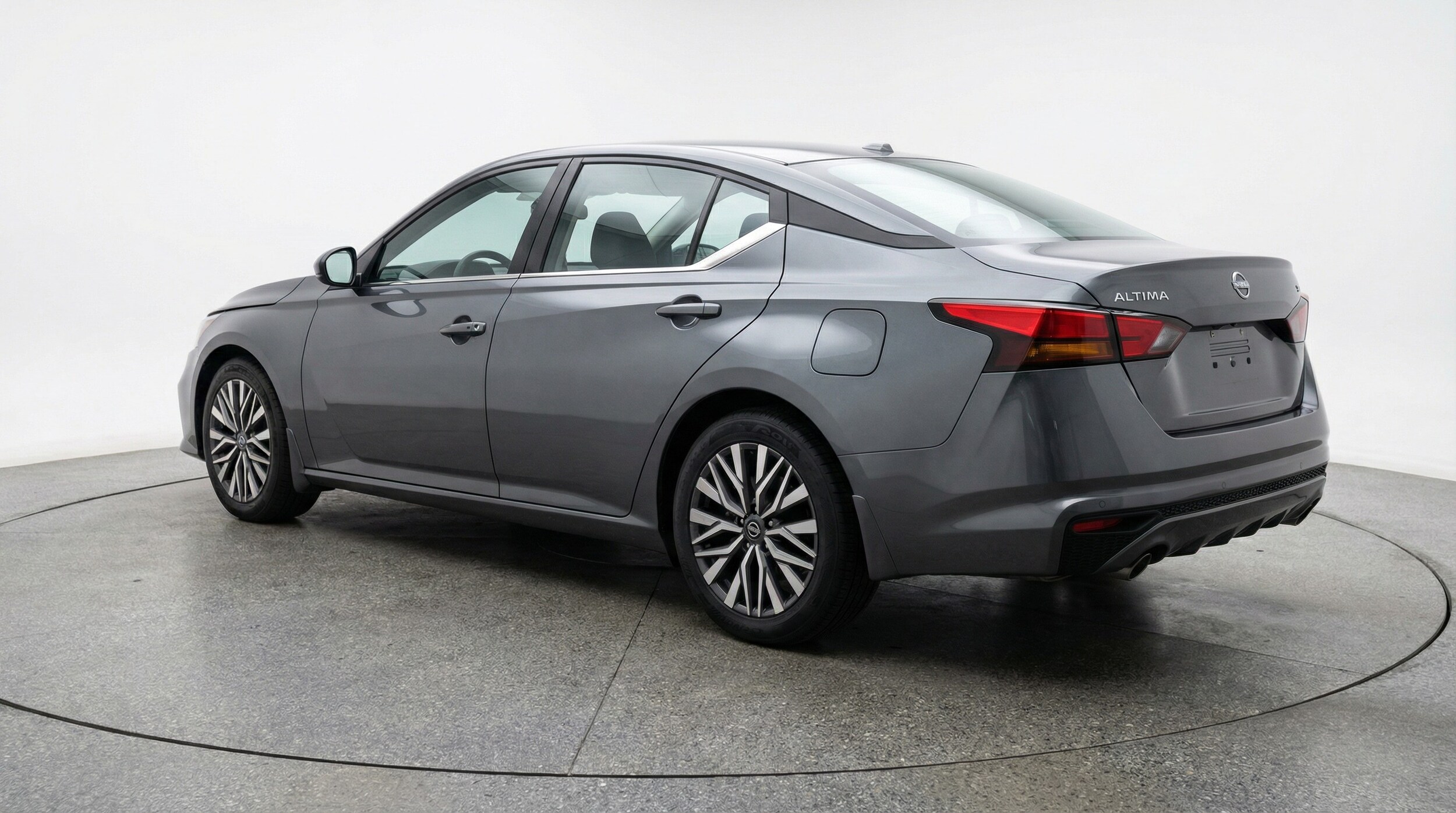 Thumbnail: 2025 Nissan Altima - 5