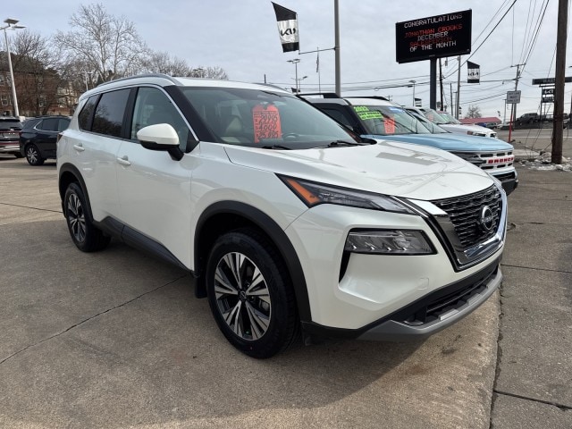 Used 2023 Nissan Rogue SV with VIN 5N1BT3BB2PC688698 for sale in Parkersburg, WV