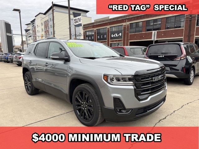 2023 GMC Acadia SLT's photo