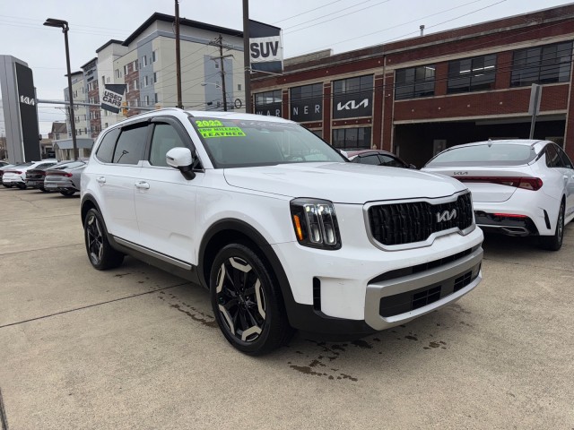 2023 Kia Telluride EX's photo
