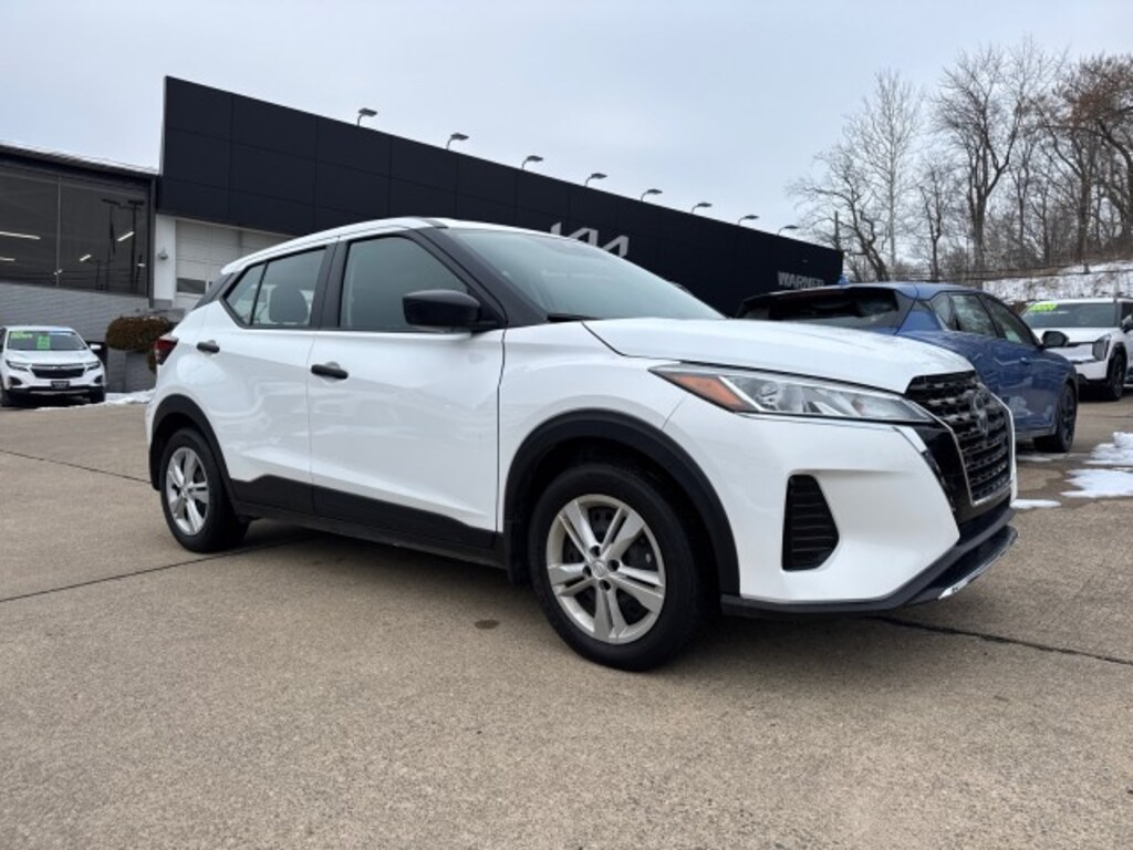 Used 2024 Nissan Kicks S SUV