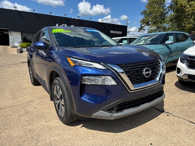 2023 Nissan Rogue SV photo 3