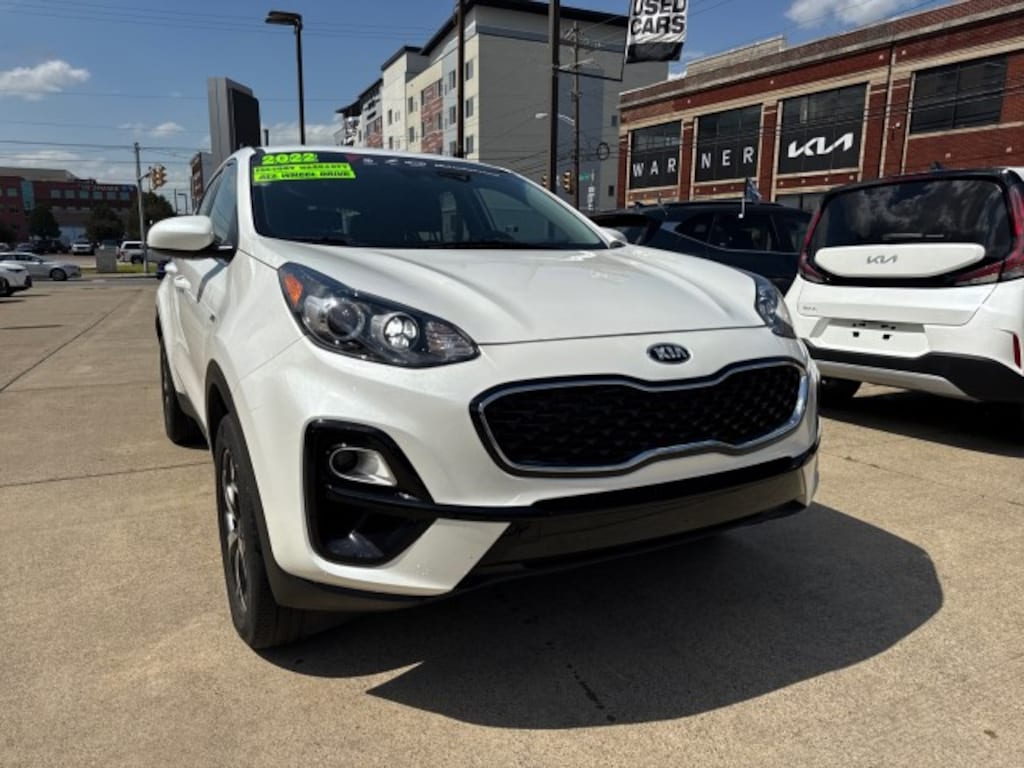 Used 2022 Kia Sportage LX SUV