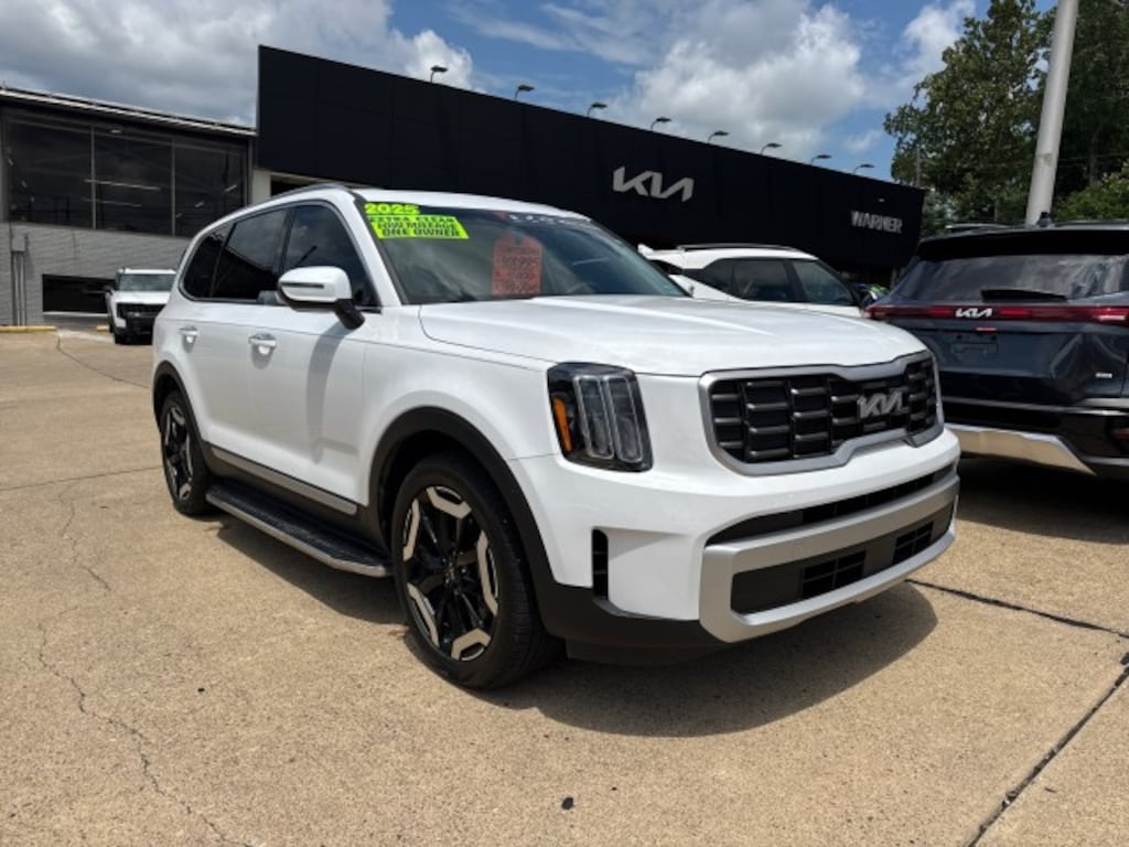 Certified 2025 Kia Telluride S SUV