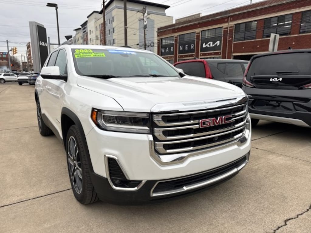 Used 2023 GMC Acadia SLT SUV