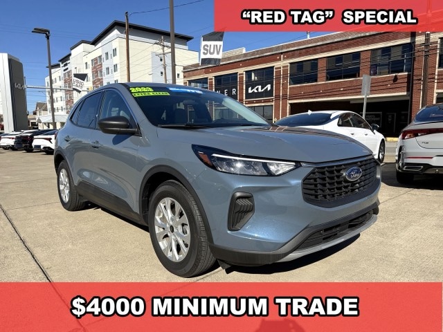2023 Ford Escape Active's photo