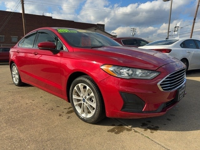 Used 2020 Ford Fusion SE with VIN 3FA6P0HD0LR233285 for sale in Parkersburg, WV