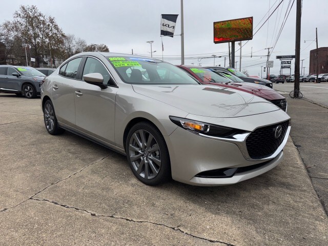 2025 Mazda Mazda3 Sedan 2.5 s Preferred photo 2