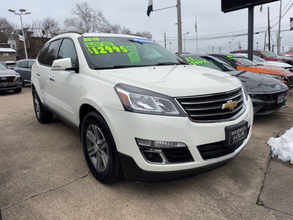 Used 2015 Chevrolet Traverse LT w/2LT SUV