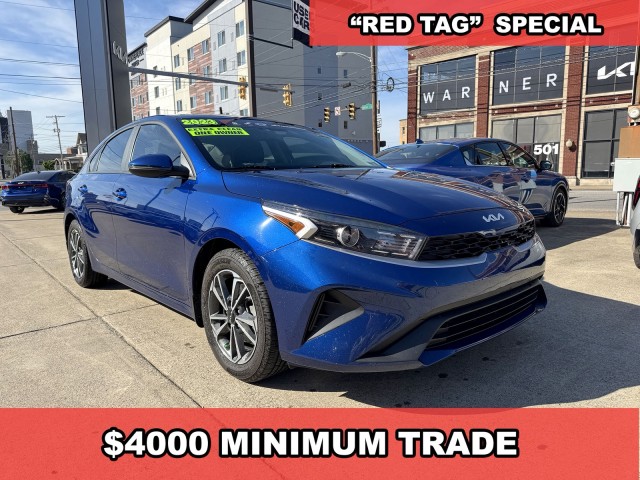 2023 Kia Forte LXS AT's photo