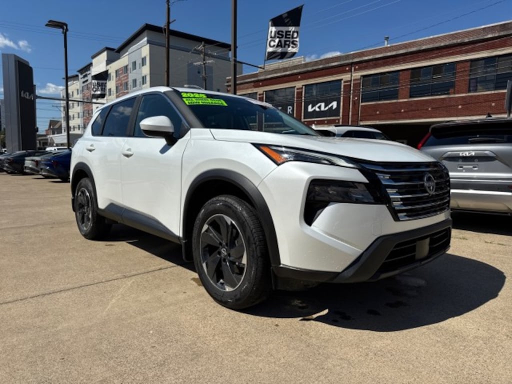 Used 2025 Nissan Rogue SV SUV