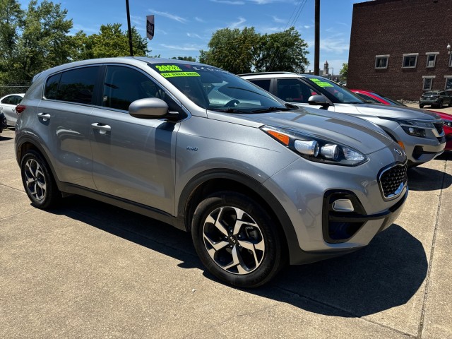 Certified 2022 Kia Sportage LX with VIN KNDPMCACXN7995866 for sale in Parkersburg, WV