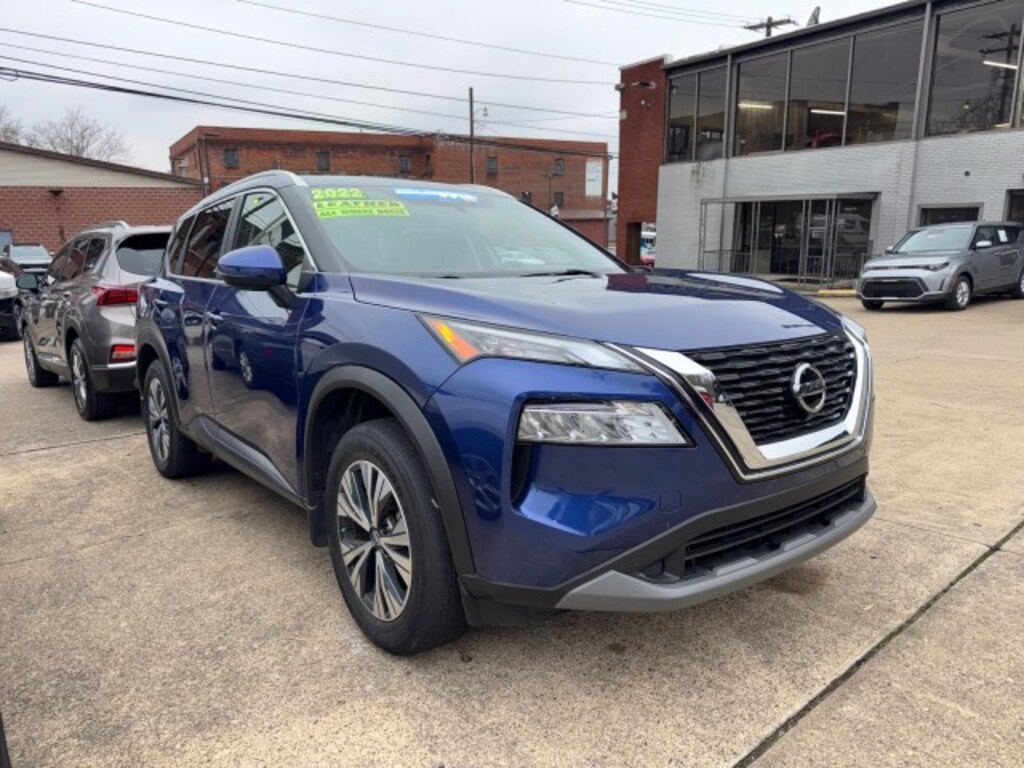 Used 2022 Nissan Rogue SV SUV