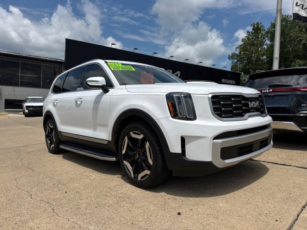 Certified 2025 Kia Telluride S SUV