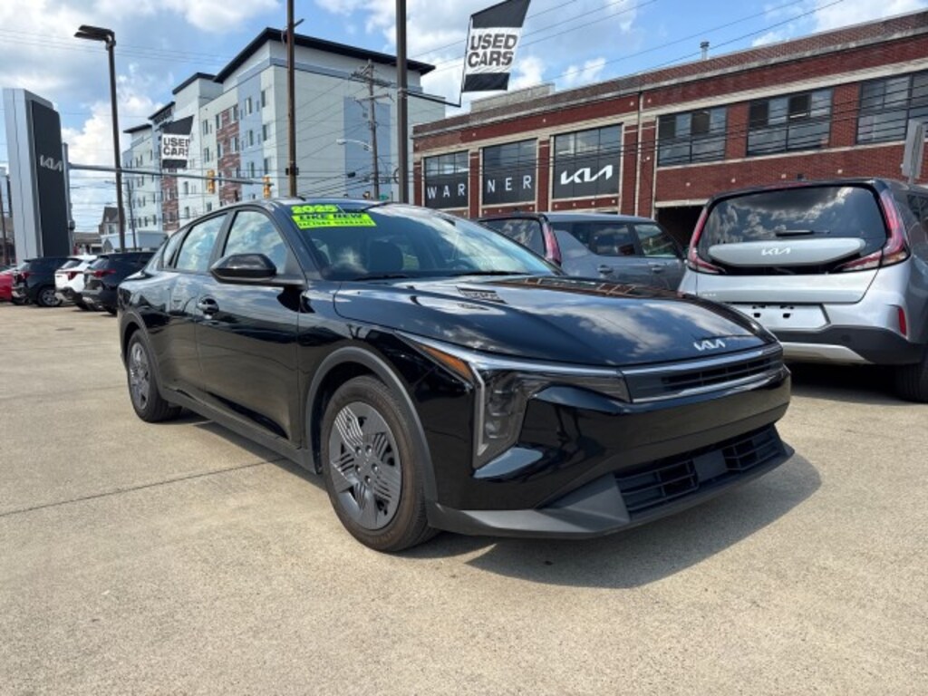 Certified 2025 Kia K4 LXS Sedan