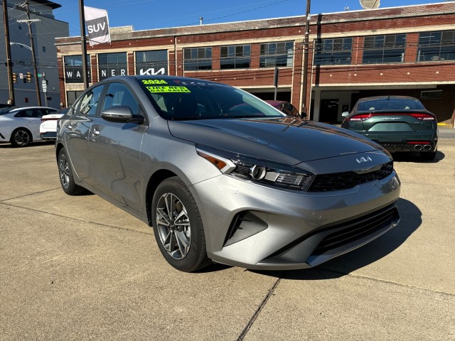 Certified 2024 Kia Forte LXS with VIN 3KPF24AD5RE773564 for sale in Parkersburg, WV