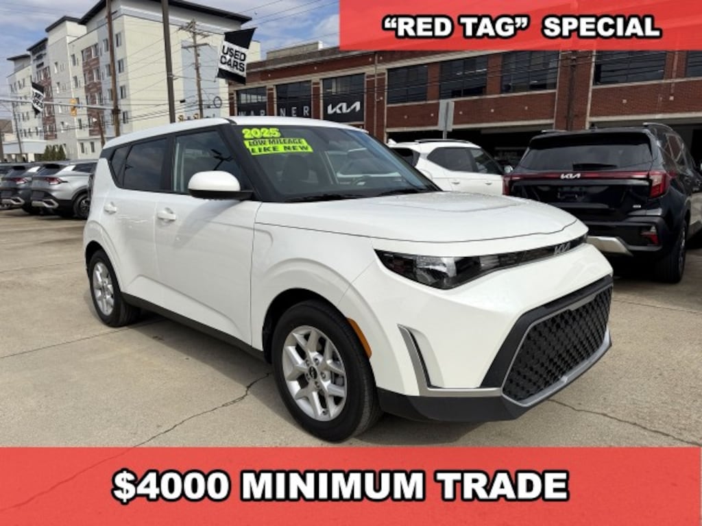 Certified 2025 Kia Soul Hatchback