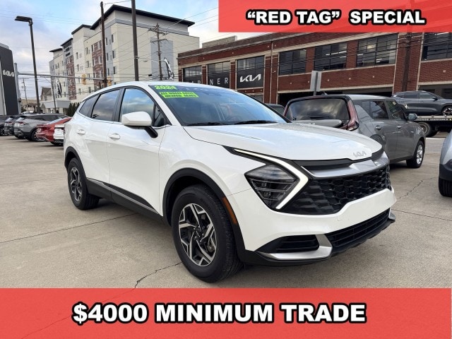 2024 Kia Sportage LX's photo