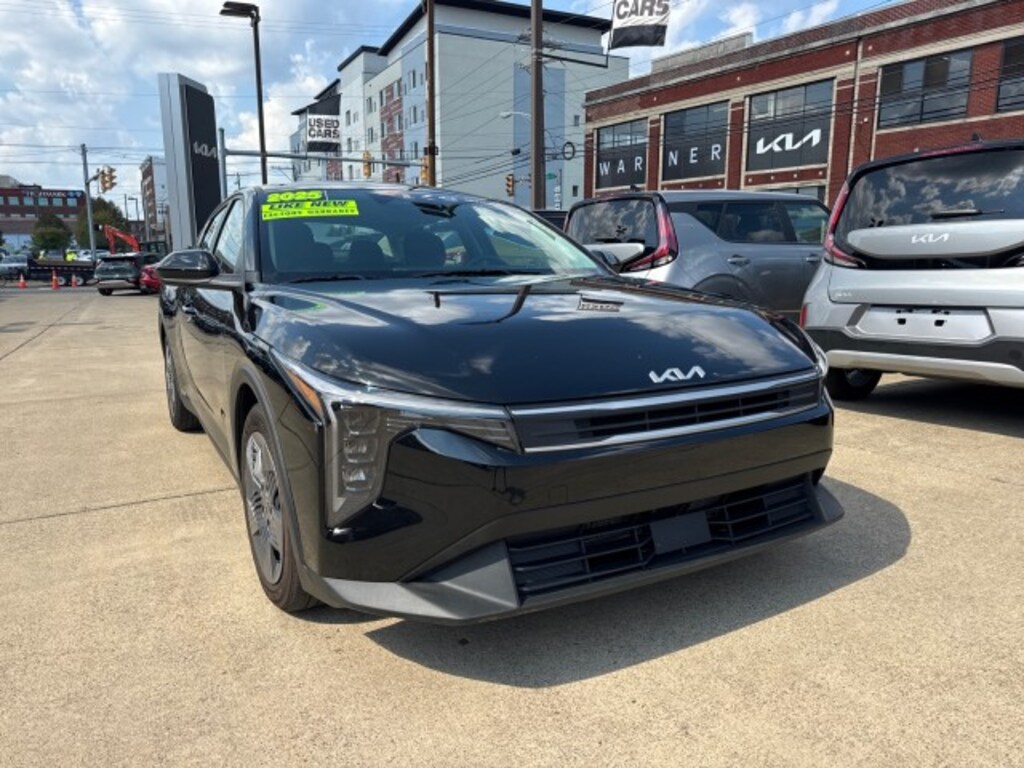 Certified 2025 Kia K4 LXS Sedan