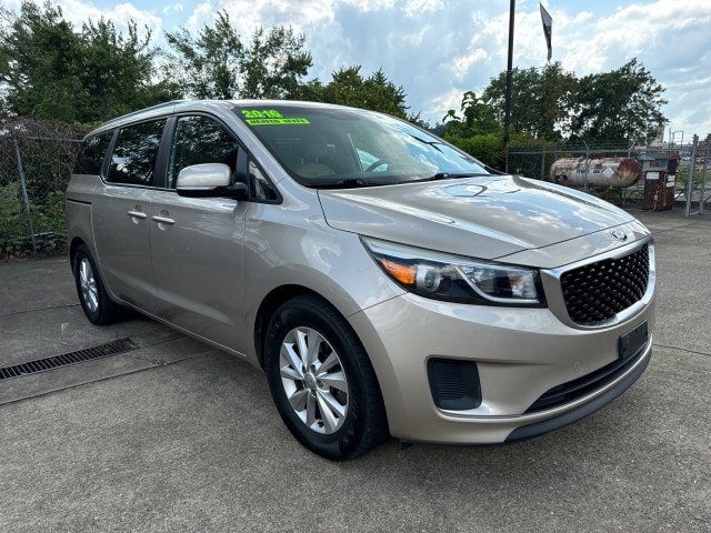 Used 2016 Kia Sedona LX with VIN KNDMB5C10G6103701 for sale in Parkersburg, WV