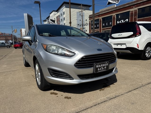 Used 2018 Ford Fiesta SE with VIN 3FADP4EJ5JM138840 for sale in Parkersburg, WV