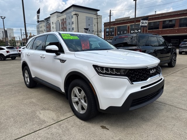 Certified 2022 Kia Sorento LX with VIN 5XYRGDLC2NG121243 for sale in Parkersburg, WV
