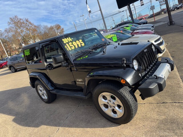 2014 Jeep Wrangler Sahara photo 3