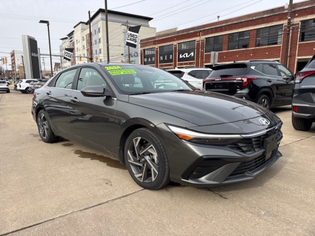 Used 2024 Hyundai Elantra SEL Sedan