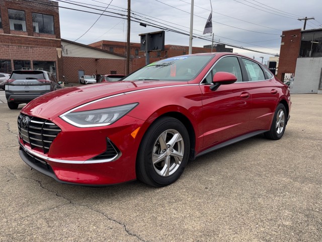 Used 2022 Hyundai Sonata SE with VIN 5NPEG4JA7NH142632 for sale in Parkersburg, WV