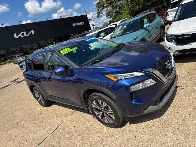 2023 Nissan Rogue SV photo 4