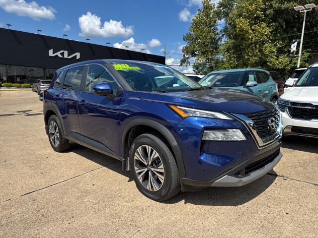 2023 Nissan Rogue SV photo 2