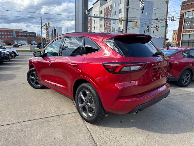 2023 Ford Escape ST-Line - Photo 15