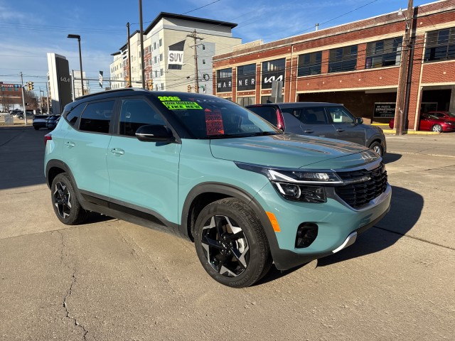 2025 Kia Seltos S's photo