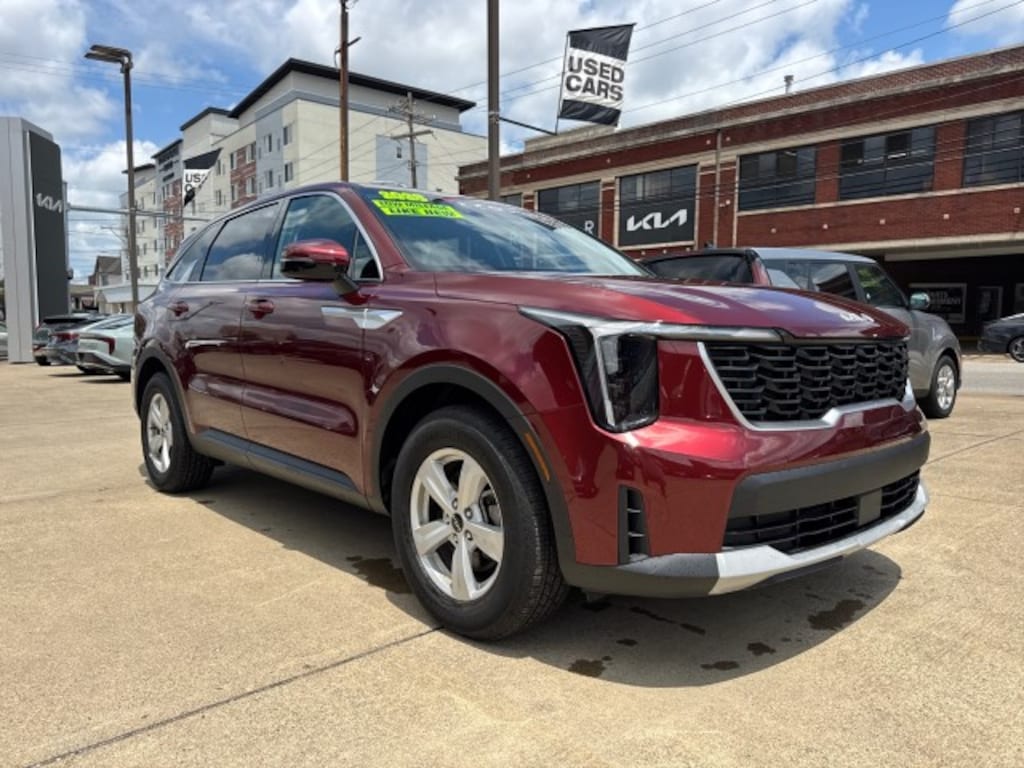 Certified 2025 Kia Sorento LX SUV
