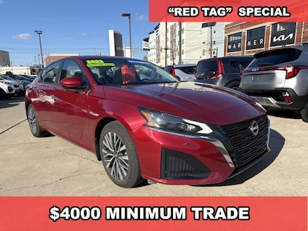 2023 Nissan Altima 2.5 SV Sedan