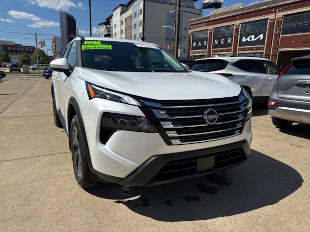 Used 2025 Nissan Rogue SV SUV