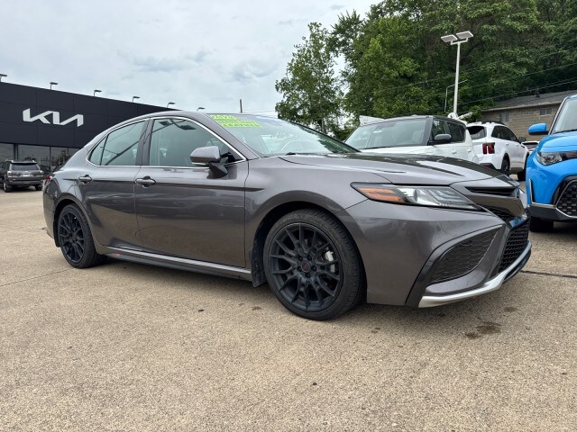 2021 Toyota Camry XSE photo 4