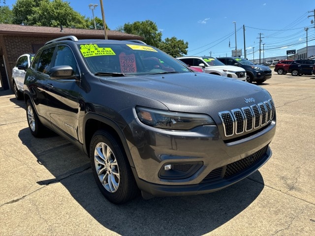 Used 2021 Jeep Cherokee Latitude Lux with VIN 1C4PJMMX3MD237770 for sale in Parkersburg, WV