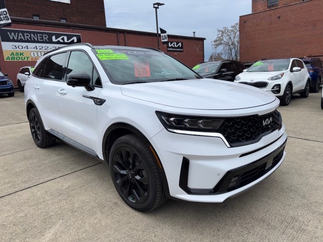 Certified 2022 Kia Sorento SX Prestige with VIN 5XYRK4LF7NG083744 for sale in Parkersburg, WV