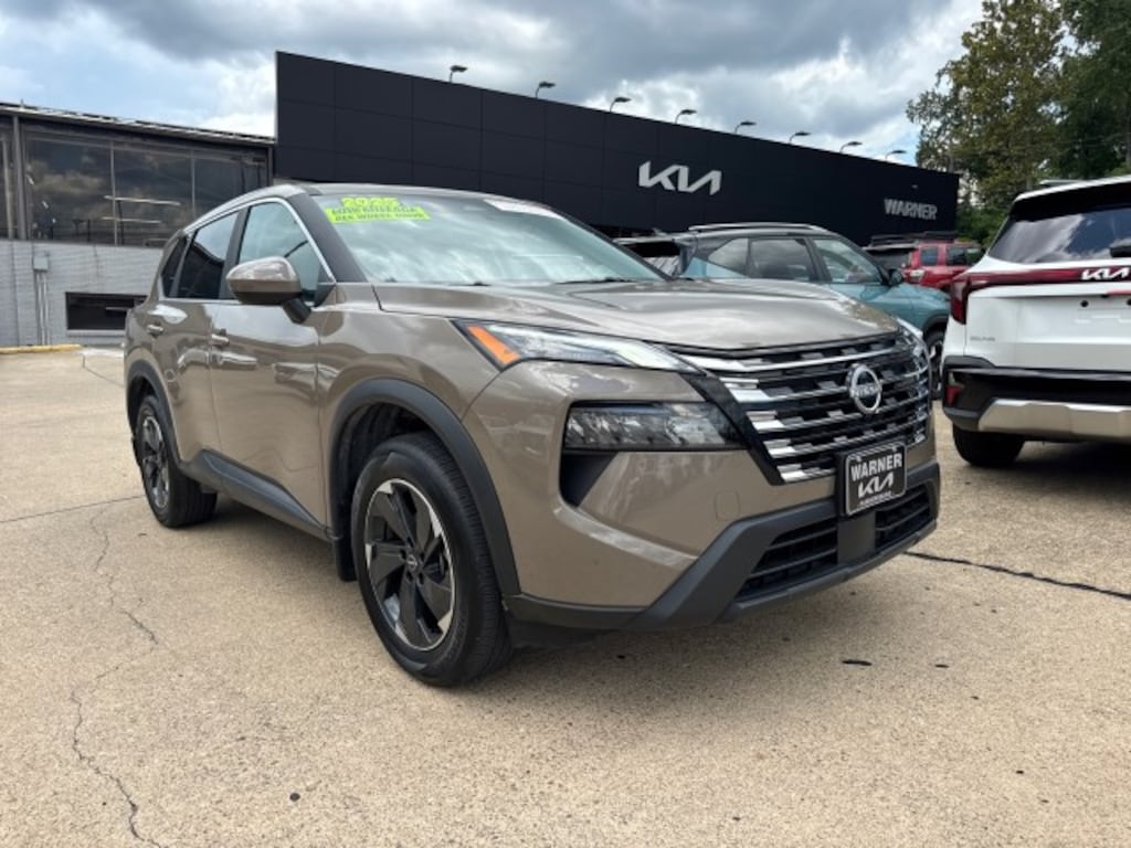 Used 2025 Nissan Rogue SV SUV